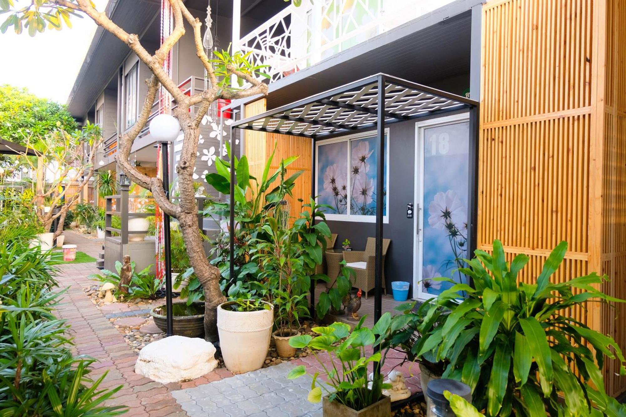 Baan Poon Garden Hotel Chaweng  Exterior photo
